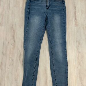 Junior’s SO Denim Ultimate High Rise Jeggings